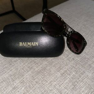 Balmain marble sunglasses w/original case
